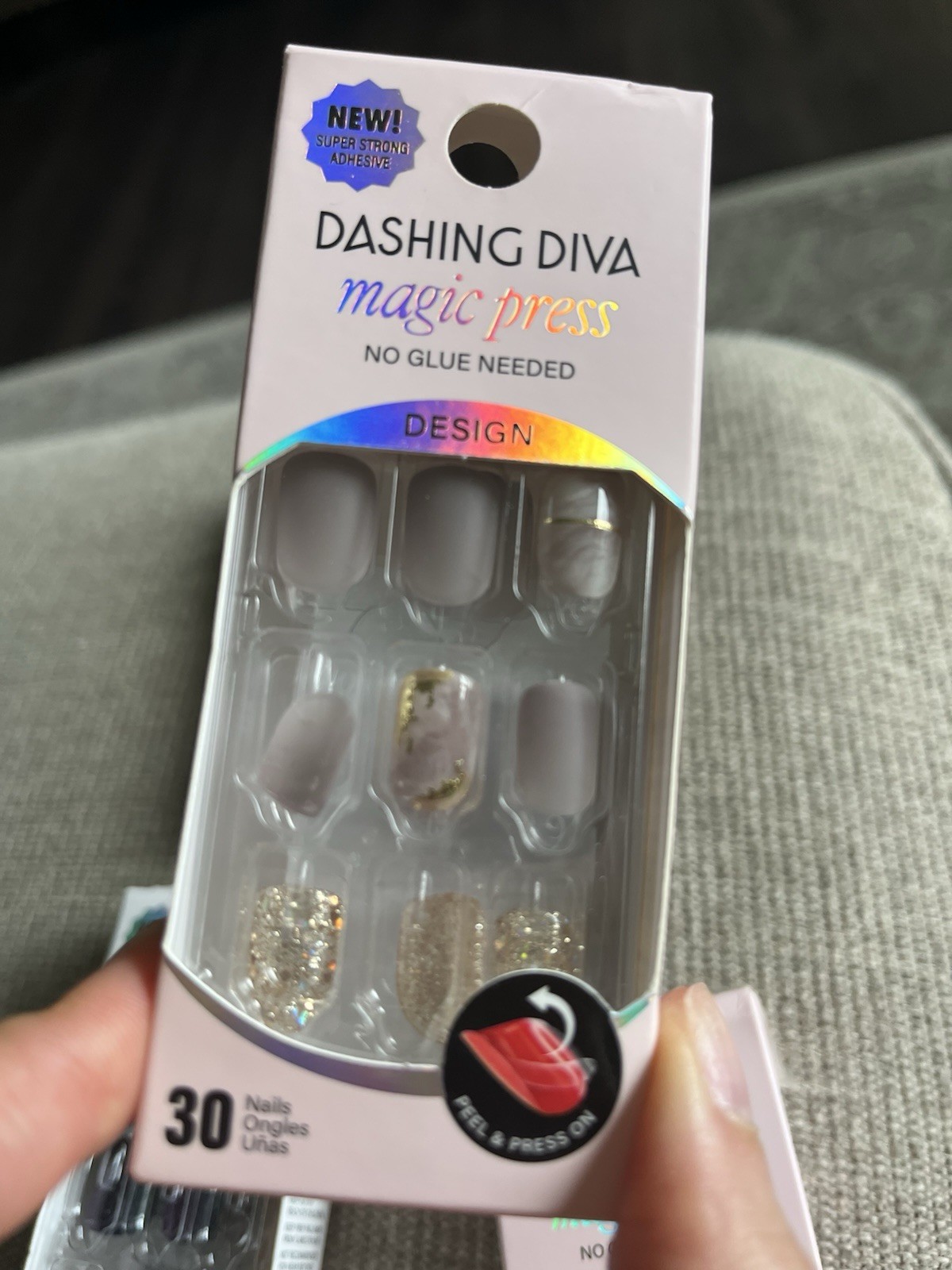 Dashing Diva Magic Press Nails 4 pack Medium Length