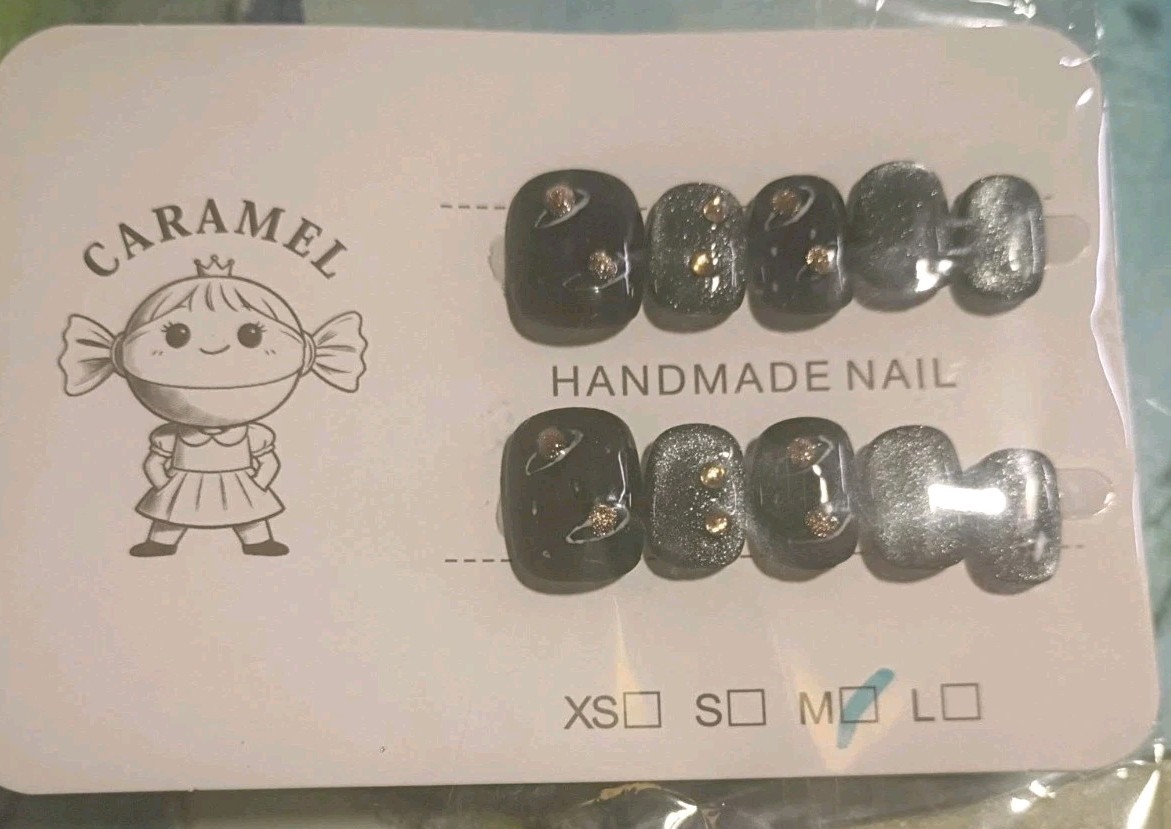 Assorted Med Nails