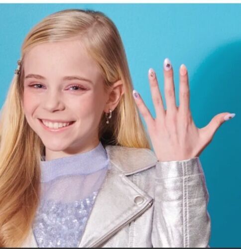Cool Maker Go Glam Nail Surprise Press on Manicure Set
