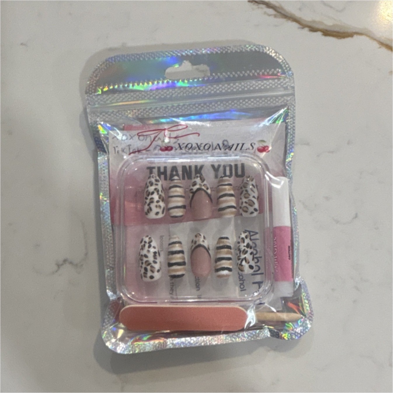 XOXO NAILS Press-On Almond Nails Set Animal Print White Nude Black Gold Shiny