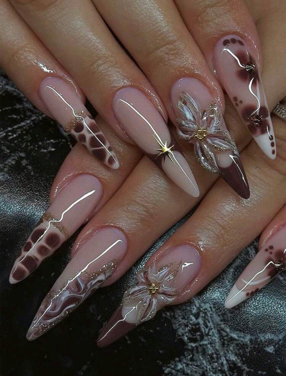ENEN Medium Almond 3D Floral Press-On Nails Beige Brown Gold Full Cover