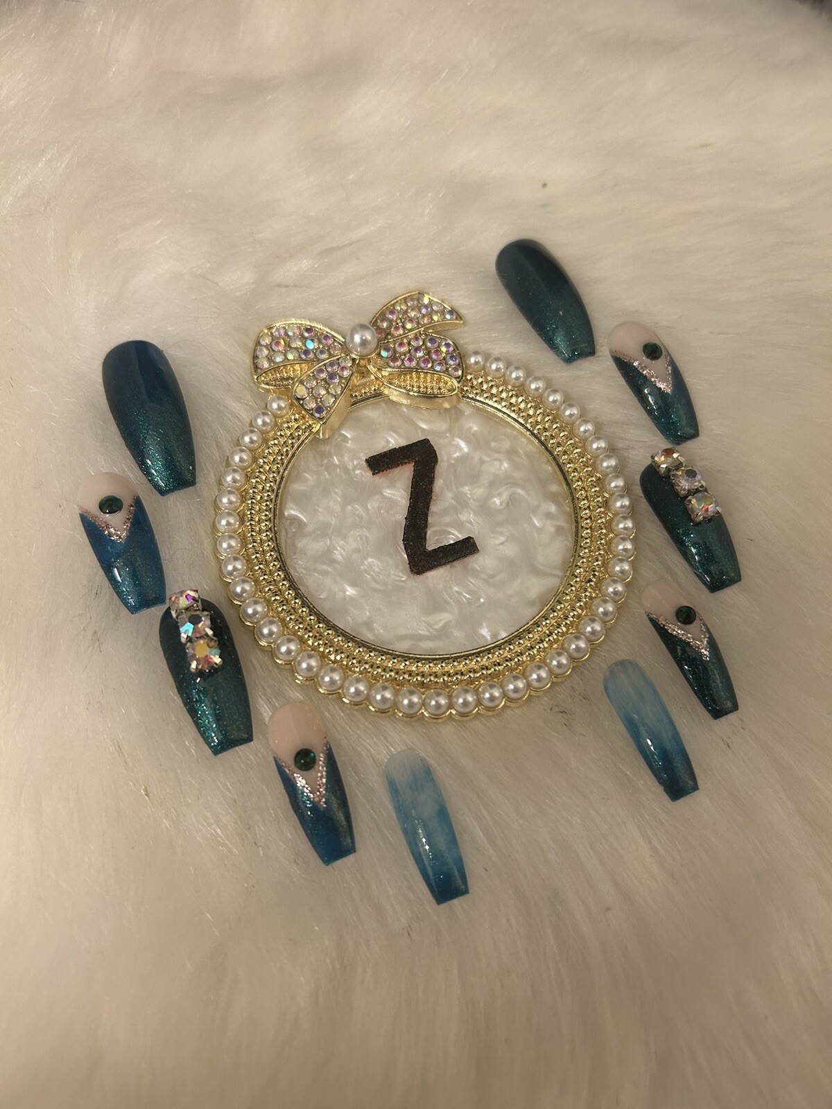 Z NAILZ! Gorgeous Set Of Handmade Blue/Green L Coffin Press On Nails With Bling
