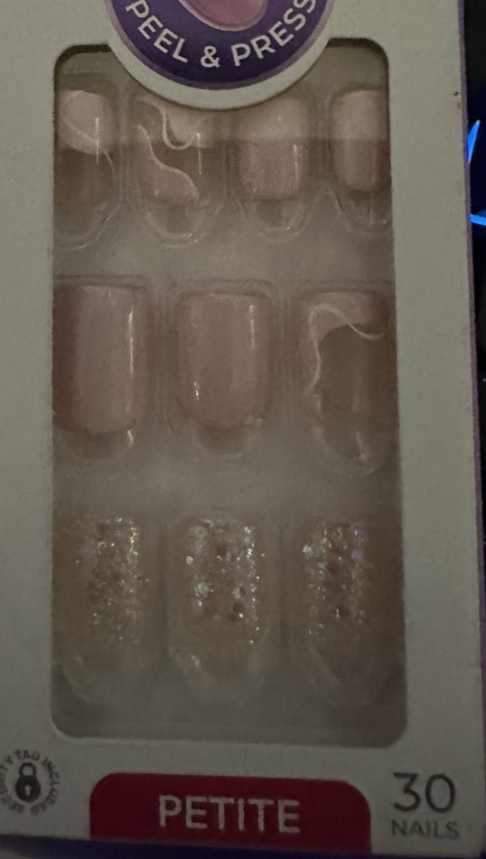 Kiss Short Length Petite Natural Pink Glitter accent Gloss nails manicure