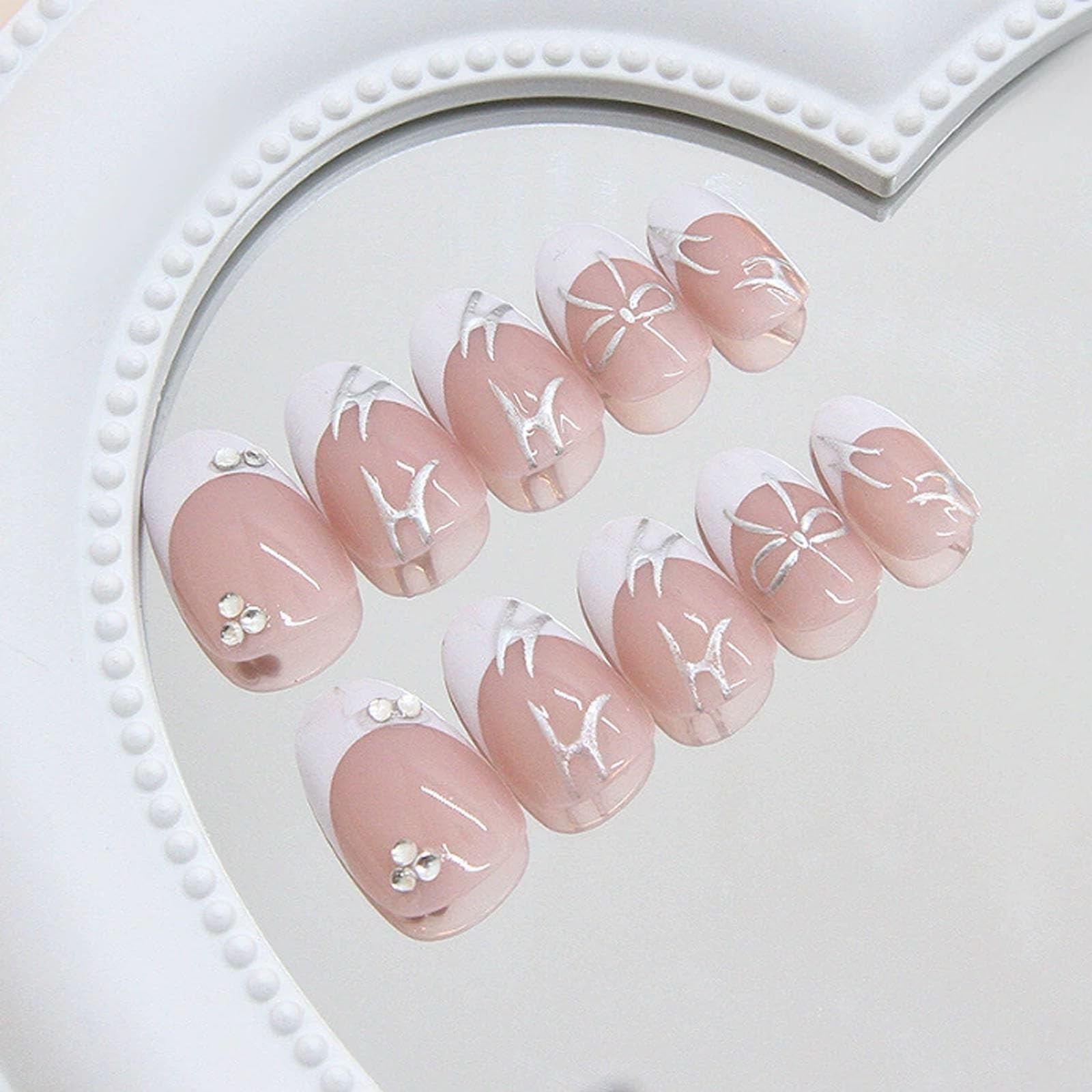 24Pcs White French Tip Press on Nails Almond Short Fake Nails with 3D Silver …
