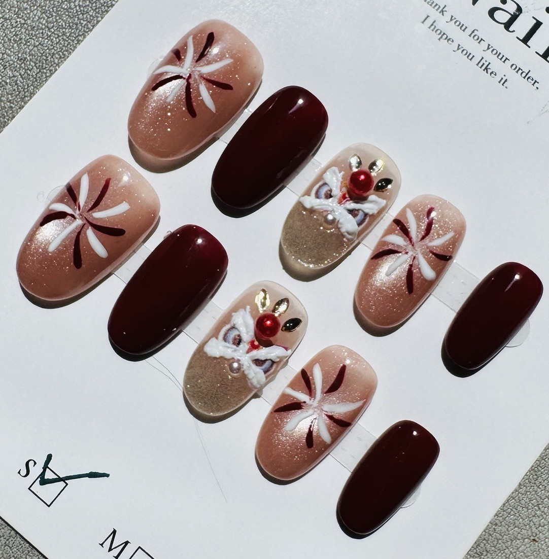 Press-On Nails Oval Medium Burgundy/Beige/Gold Christmas Glitter Pre-Designed