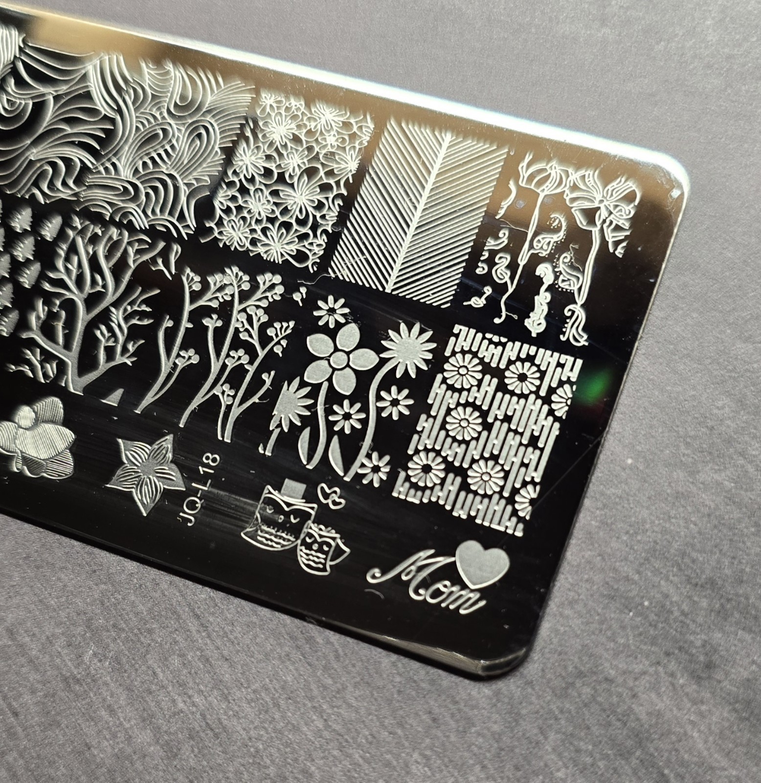 Nail Art Stamp Plate JQ-L18 Mother’s Day Valentines Heart Love Flowers Swirl
