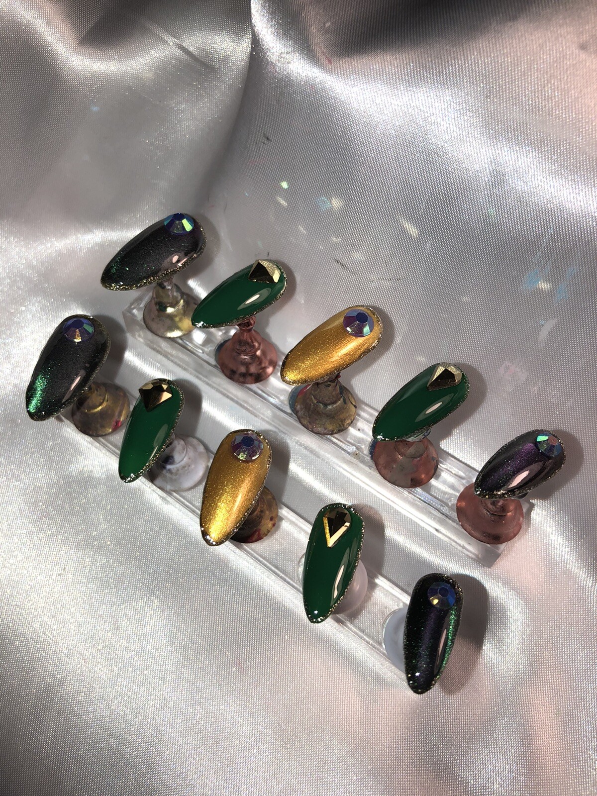 Z NAILZ! Gorgeous Set Of Custom Handmade MARDI GRAS Press On Nails