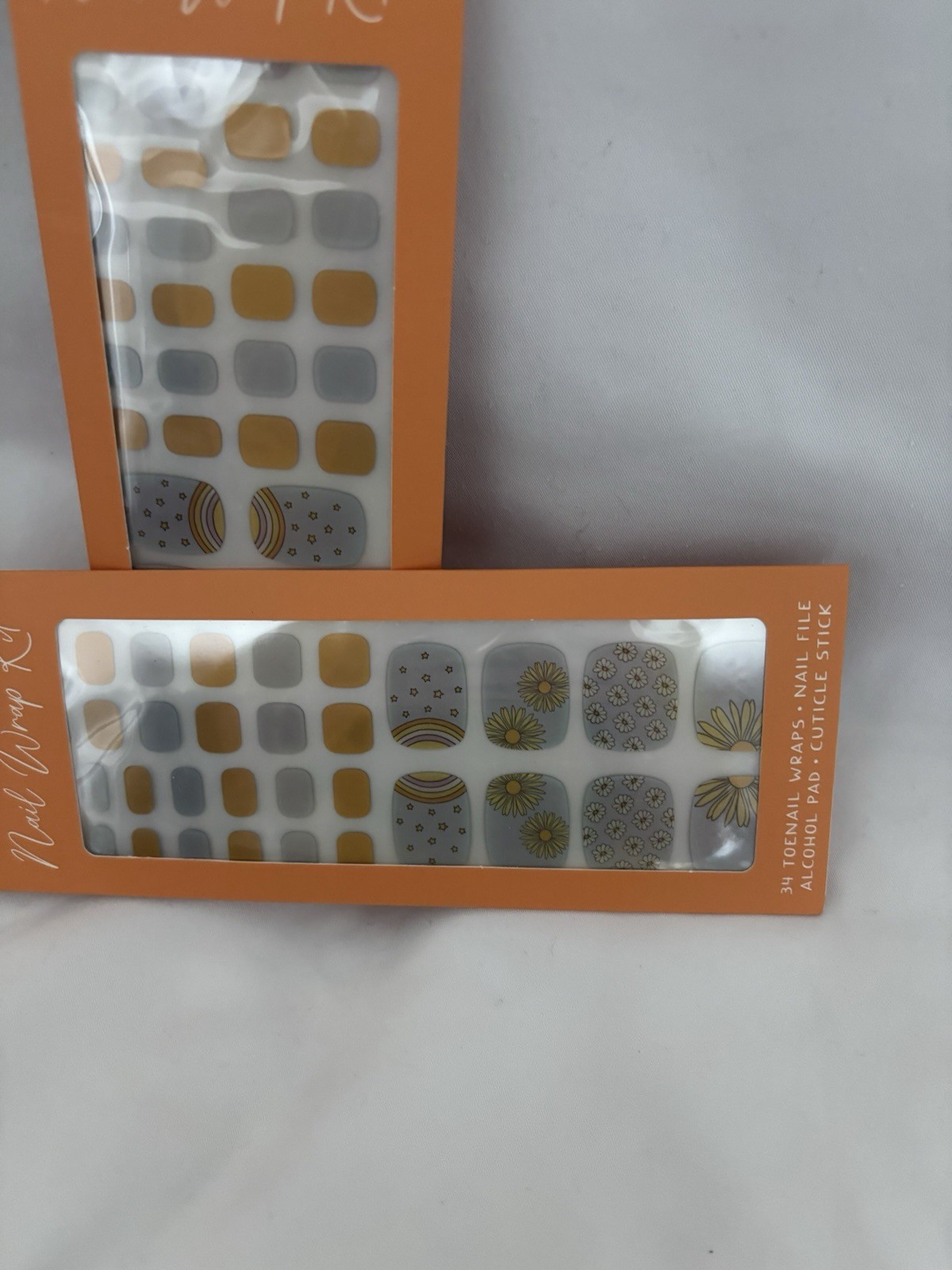 2 Packs Studio Oh! Floral Glossy Pre-Designed Nail Wrap Kit, Gray Yellow White