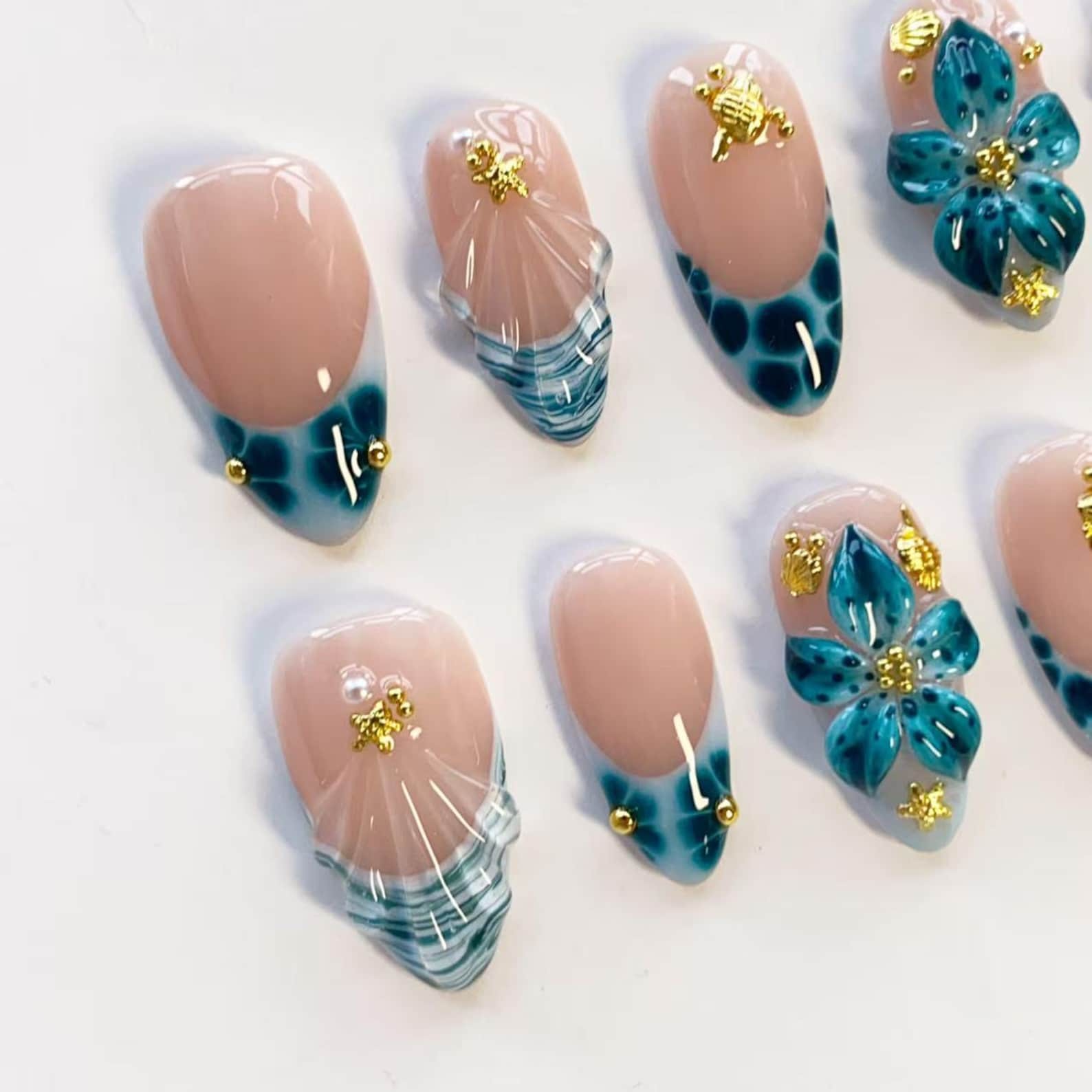 Handmade Ocean Wave 3D Flower Gold Starfish Turtle Pearl Almond Press on Nails