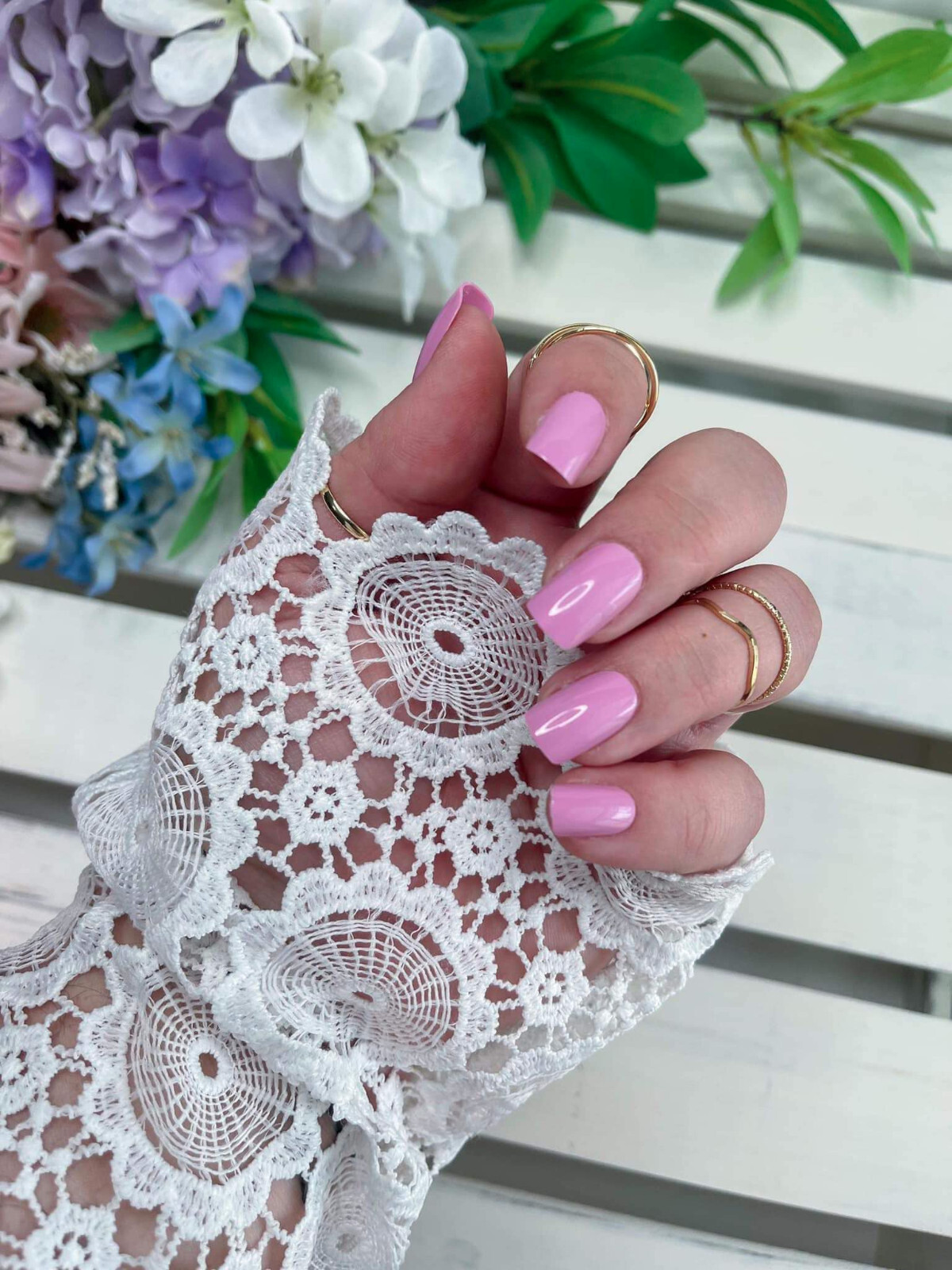 Red Aspen Press On Nails June’s Orchid Floral Orchid Pink Short Coffin