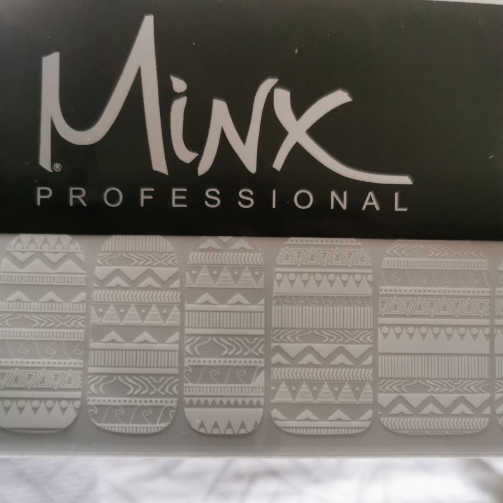 Tribal by Lisa Logan MINX PROFESSIONAL NAIL WRAPS NEW SALON QUALITY