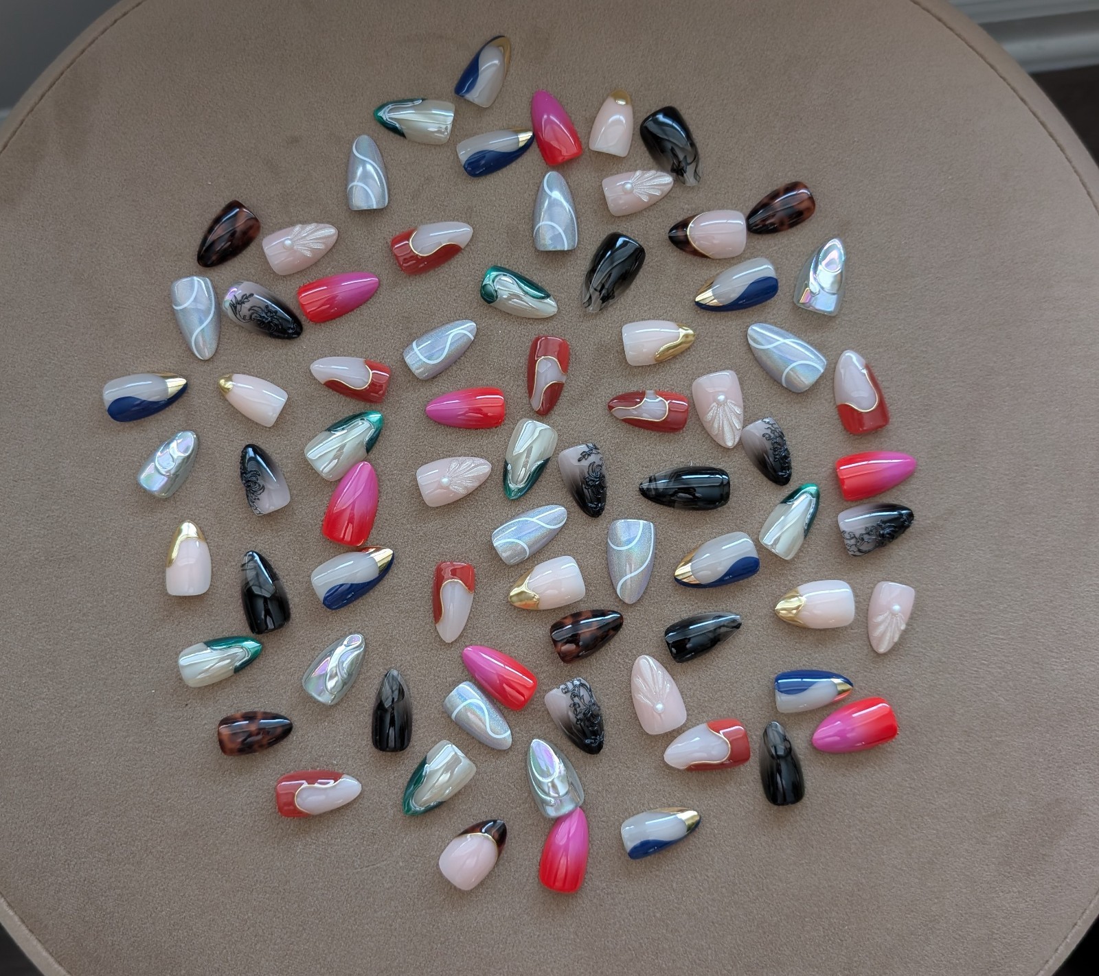 Chillhouse and Glamnetics misc nails for thumb