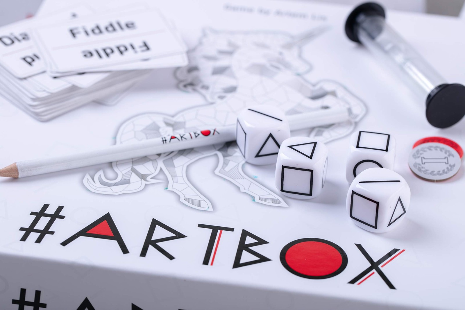Artbox Board Game | Real-time Party | 246mm x 60mm x 248mm, Multicolored