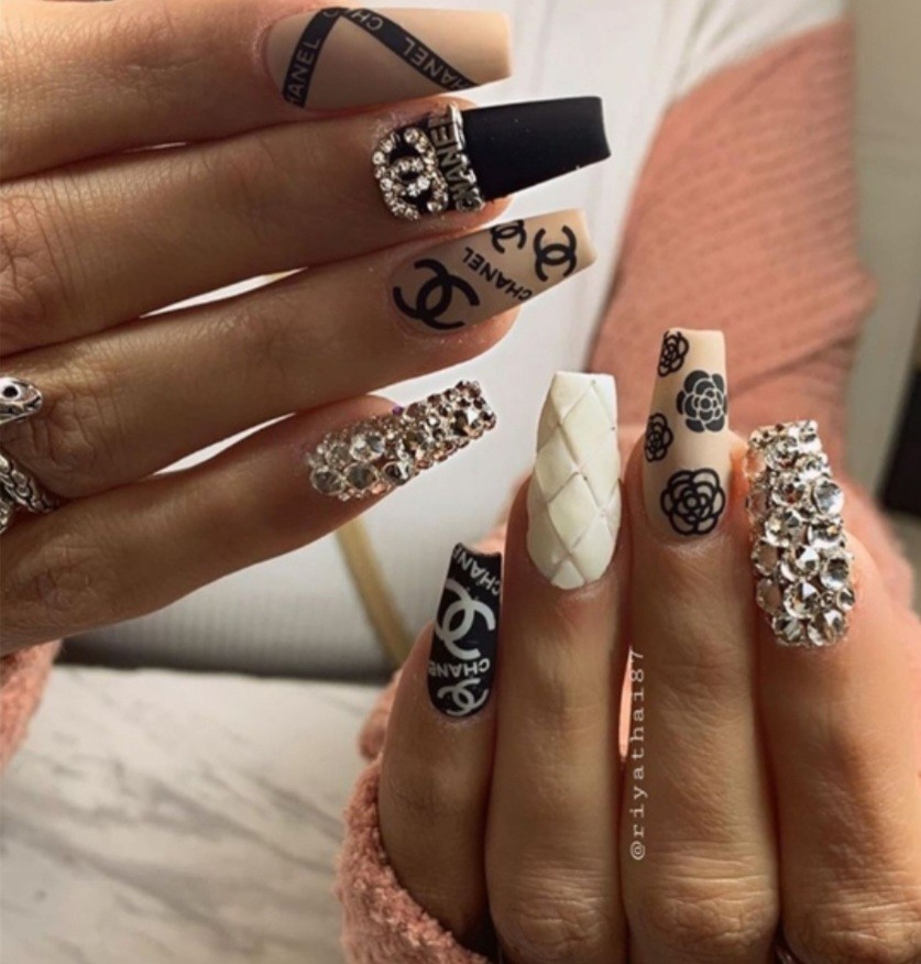 NWT NAIL ART DESIGN SELF-SEAL STICKERS SOLID BLACK N°41!