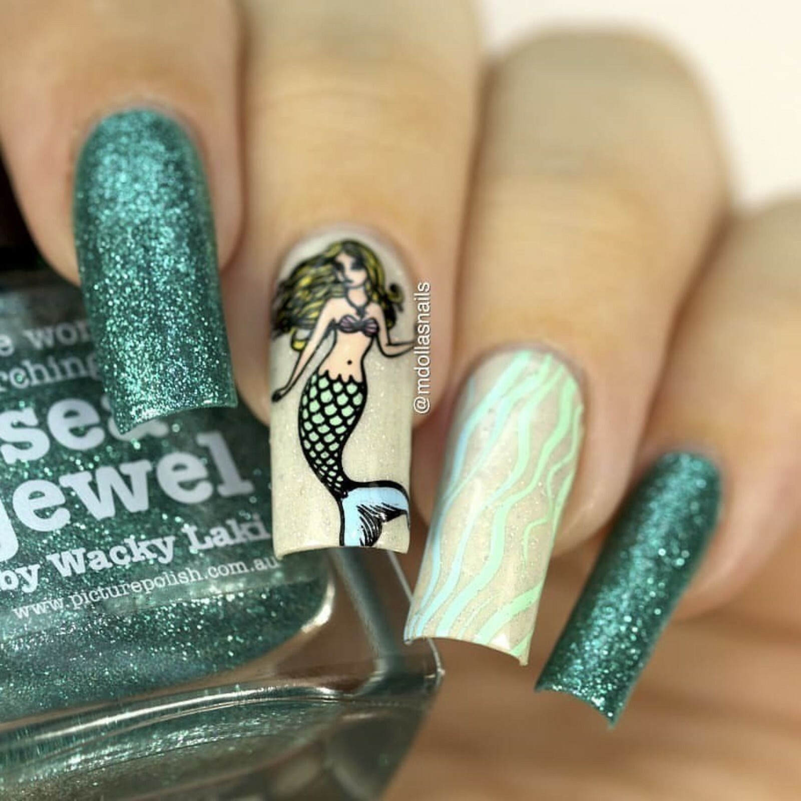 B038 Lost at Sea Stamping Plate For Stamped Nail Art Design
