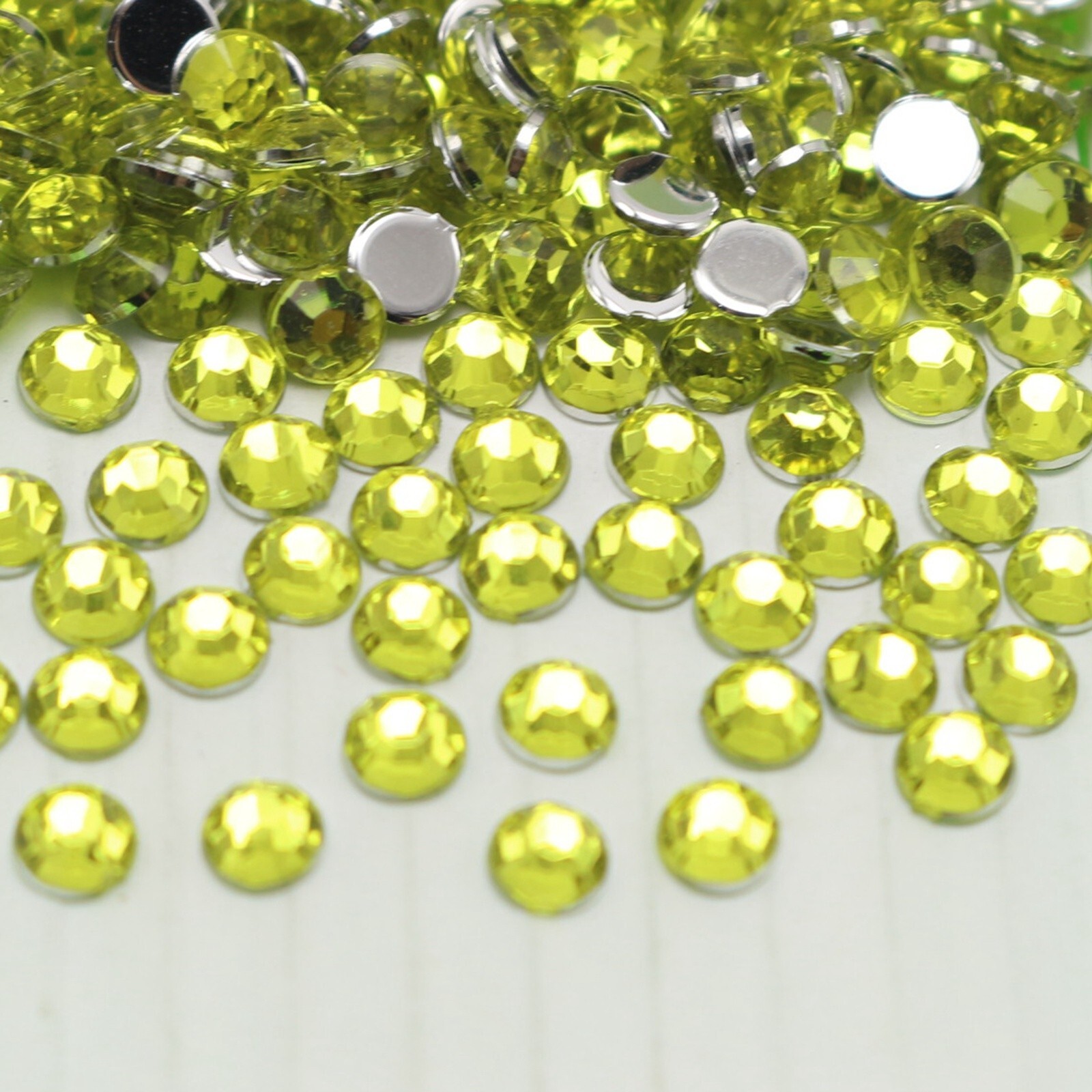 2000 Light Green Crystal Acrylic Round Faceted Flatback Rhinestone Gem 4mm SS16