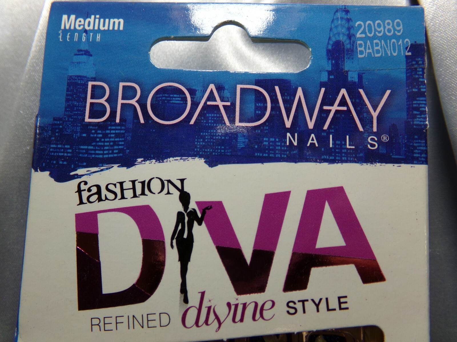 Broadway for Kiss Flower Blue Tip Glitter Artificial Nail Glue On Medium