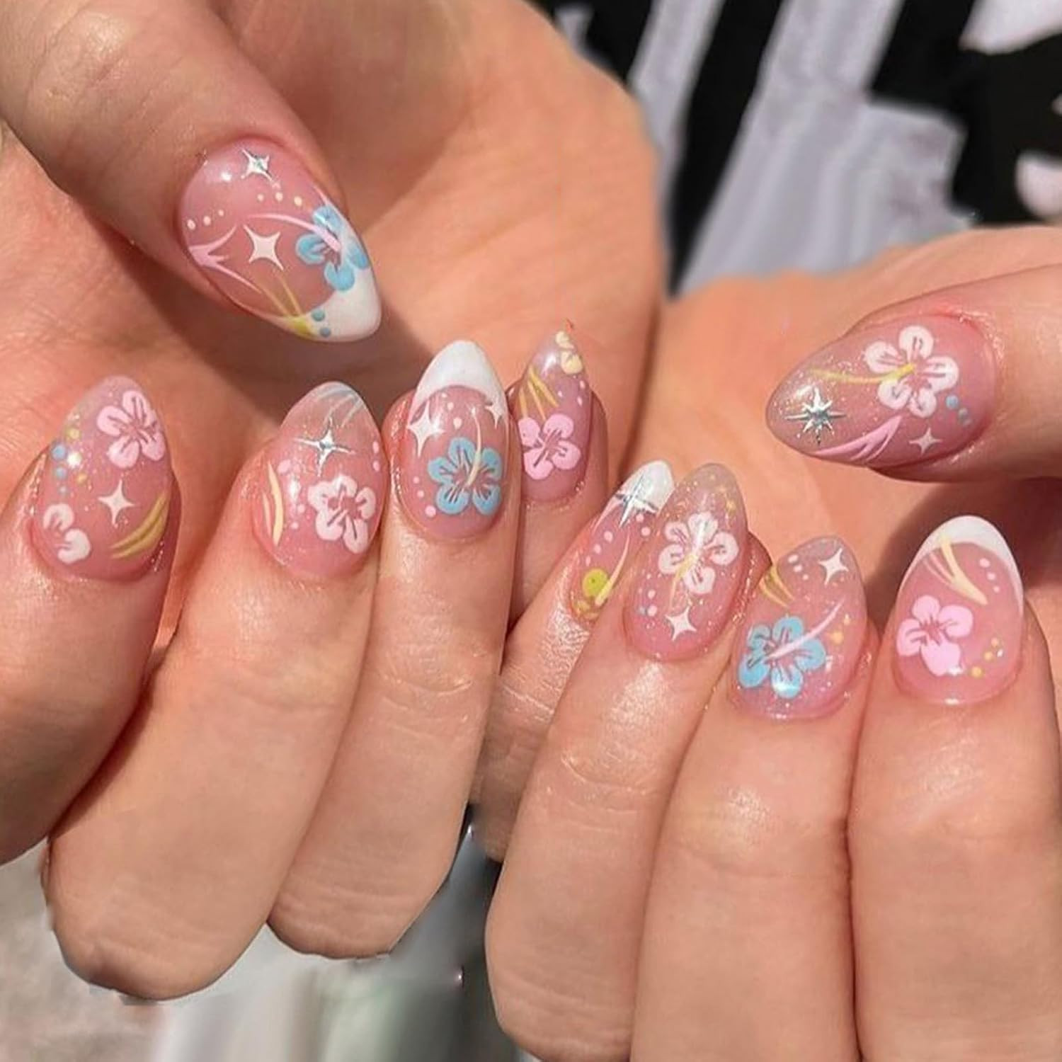 24Pcs Summer Flower Fake Nails White French Press on Nails Short Almond Glossy A