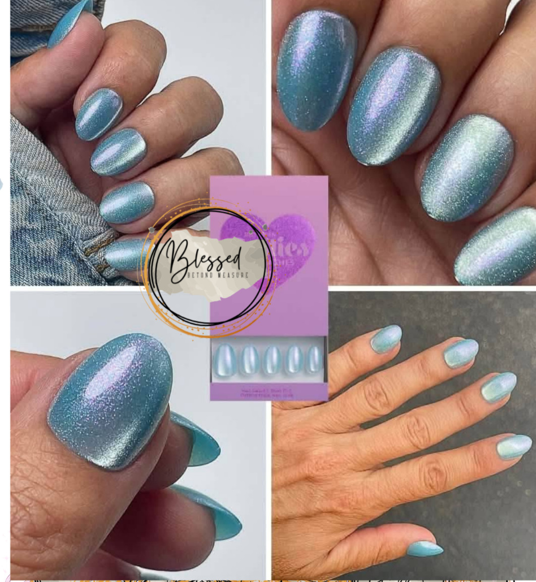 Red Aspen Press On Nails-Sparkle & Shine Bestie, Hekili Short Almond Blue