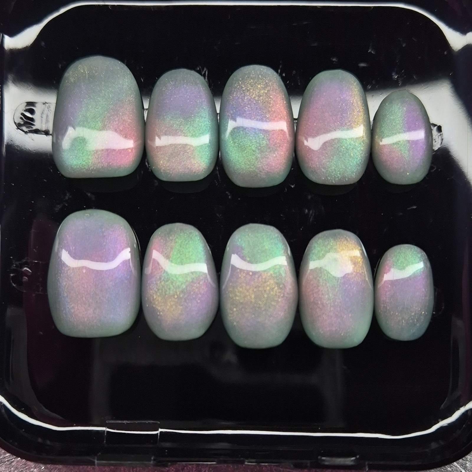 Nikki_n_her_nails Iridescent Rainbow