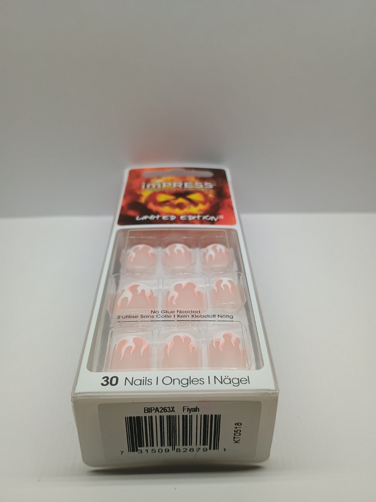 Kiss Impress Halloween Press-on White Flames Manicure Nails – Fiyah (1)