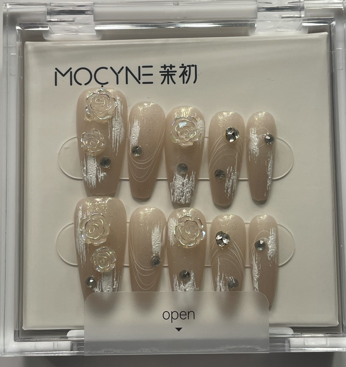 MOCYNE Beige White 3D Shiny Flower Long Coffin comes with 24 Press-On Nails NIB