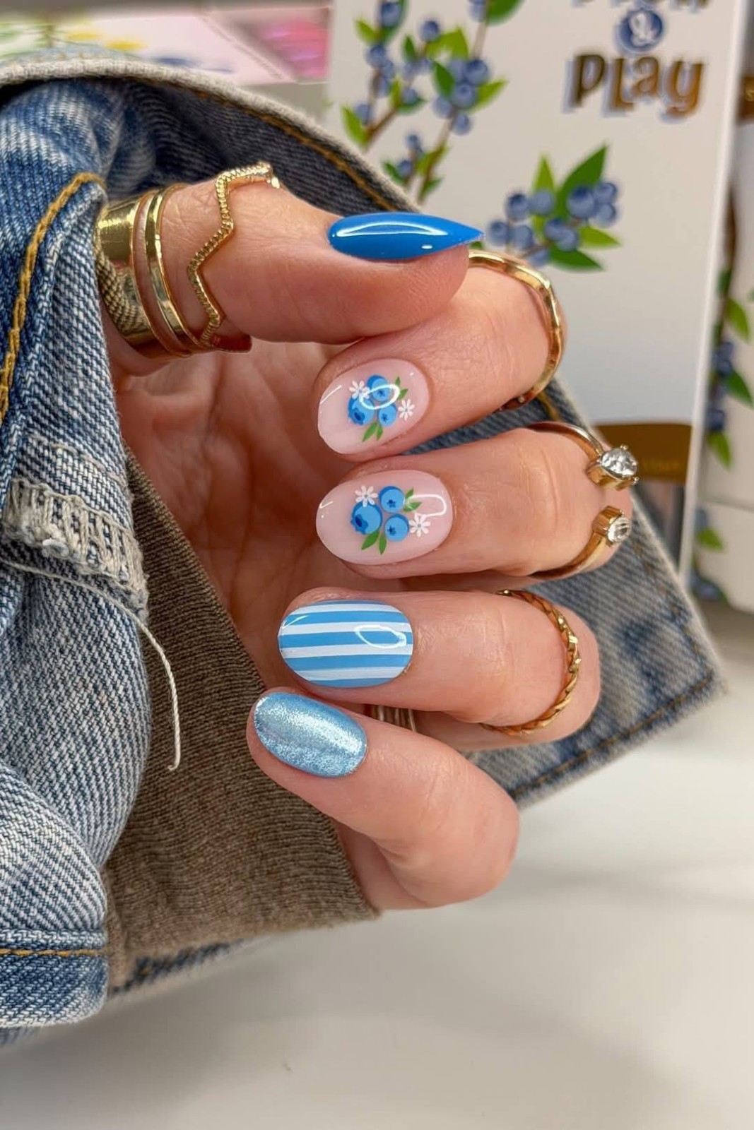 Red Aspen Press On Nails-Berry & Bright, Babette Short Almond Blue