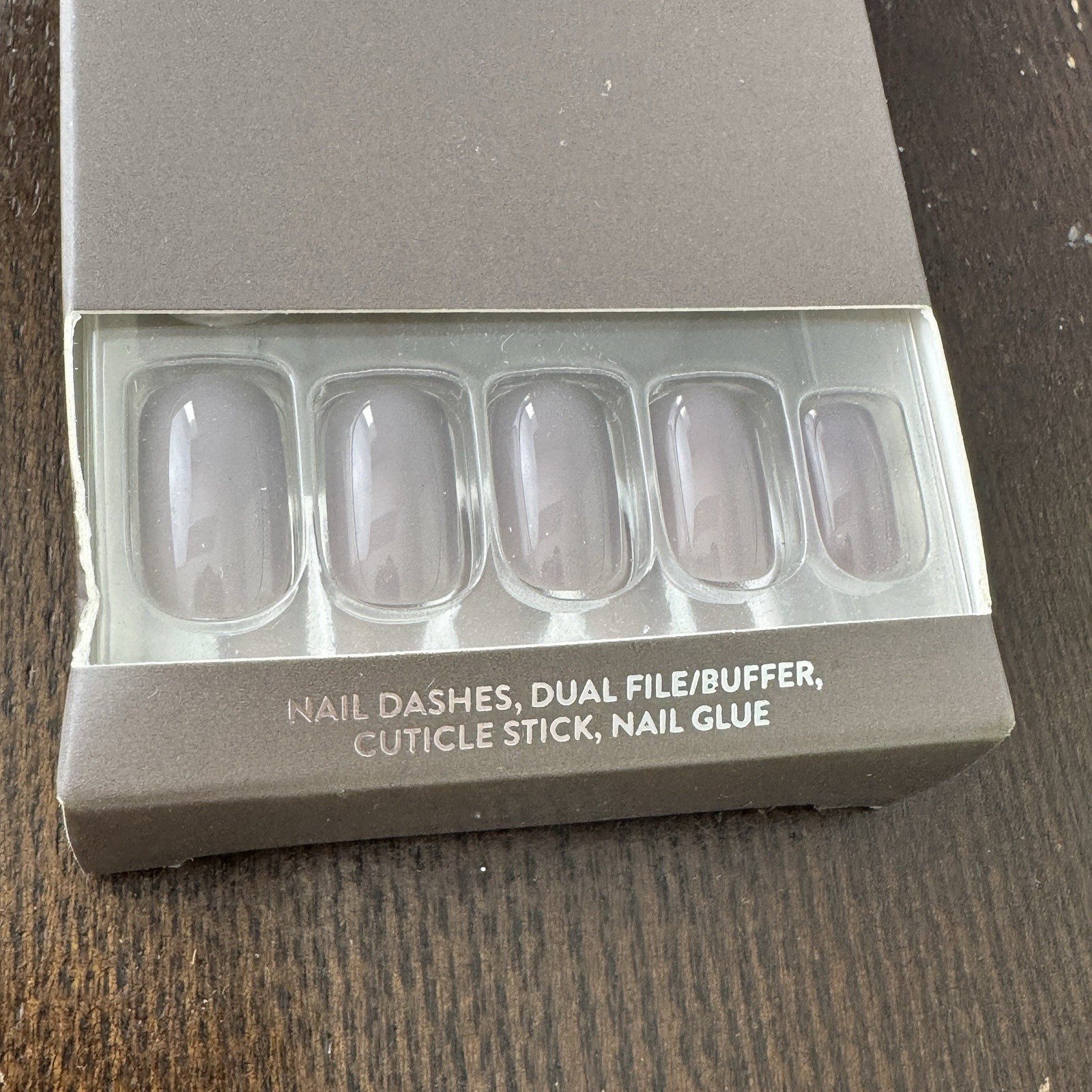 Red Aspen Press On Nails Mia In The Moonlight Manicure Kit Gray Neutral Grey