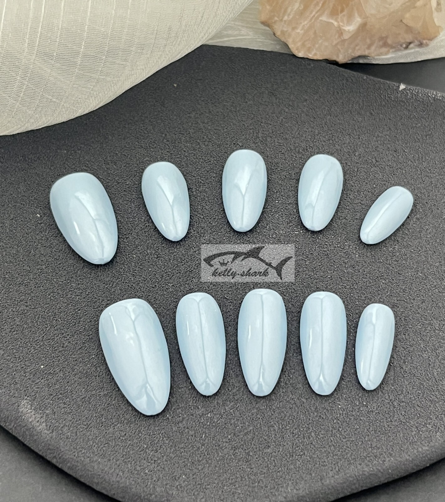 10pcs Handmade Polar-Blue Hailey Style Press on Nails, Medium Almond shape, SML