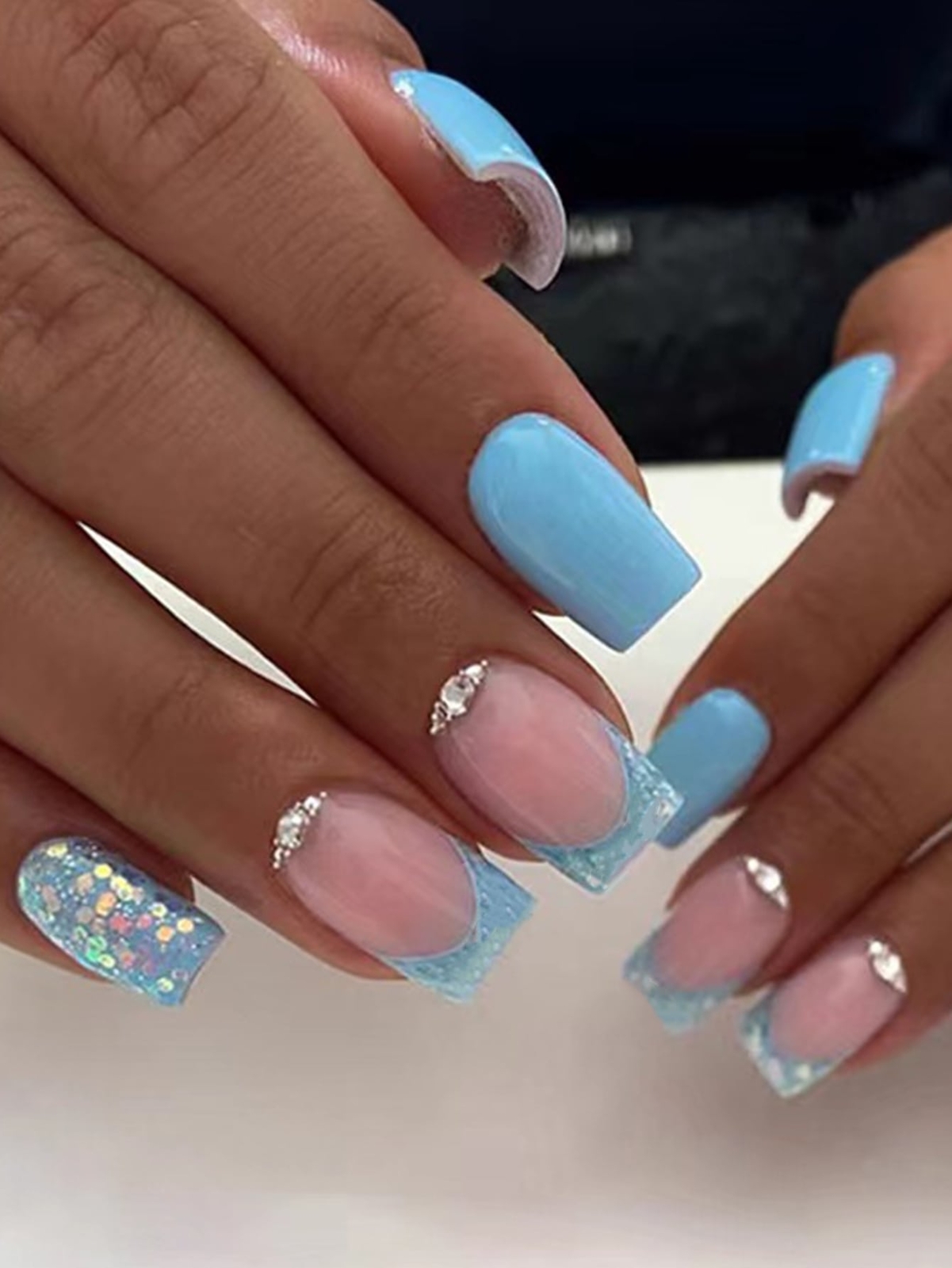 24pcs Short Square Sky Blue French Rhinestone Sequins Glitter Fake Nail