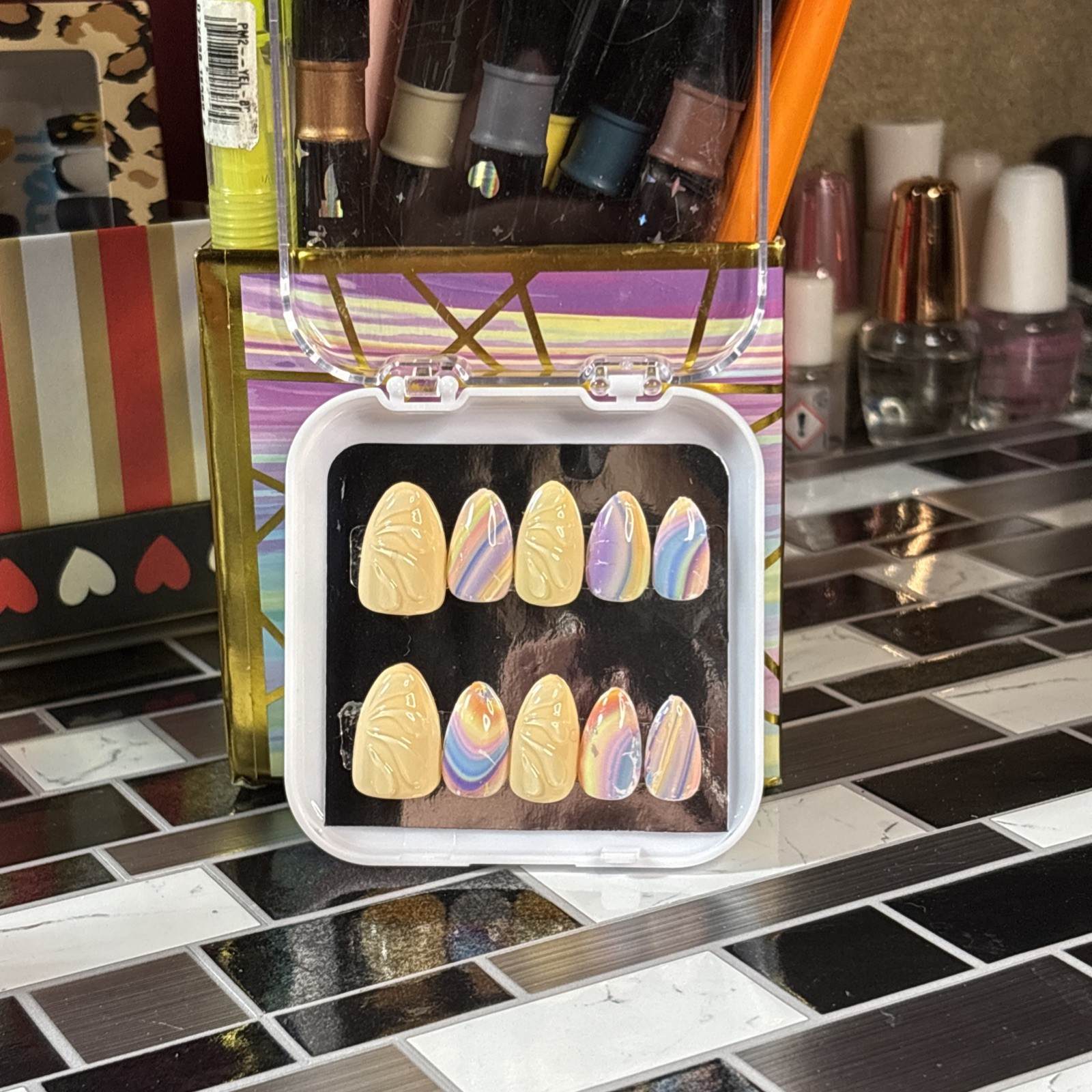 Press-On Nails Almond-Shaped yellow w/foil rainbow accents Size small