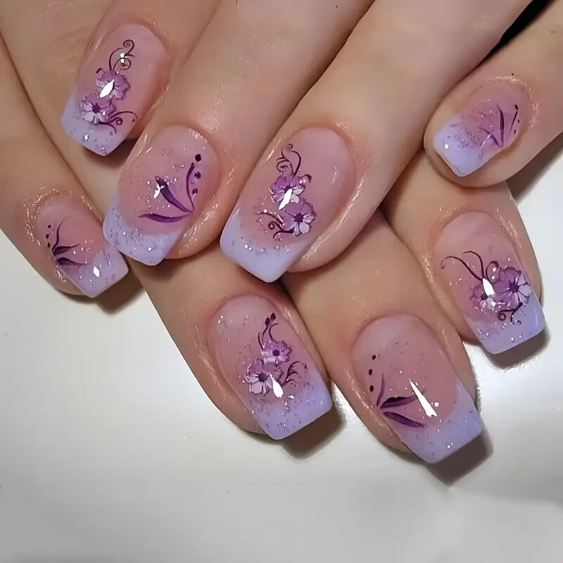 Light Purple Gradient 24pcs Set of Press-On Nails – Medium Square, French Tips