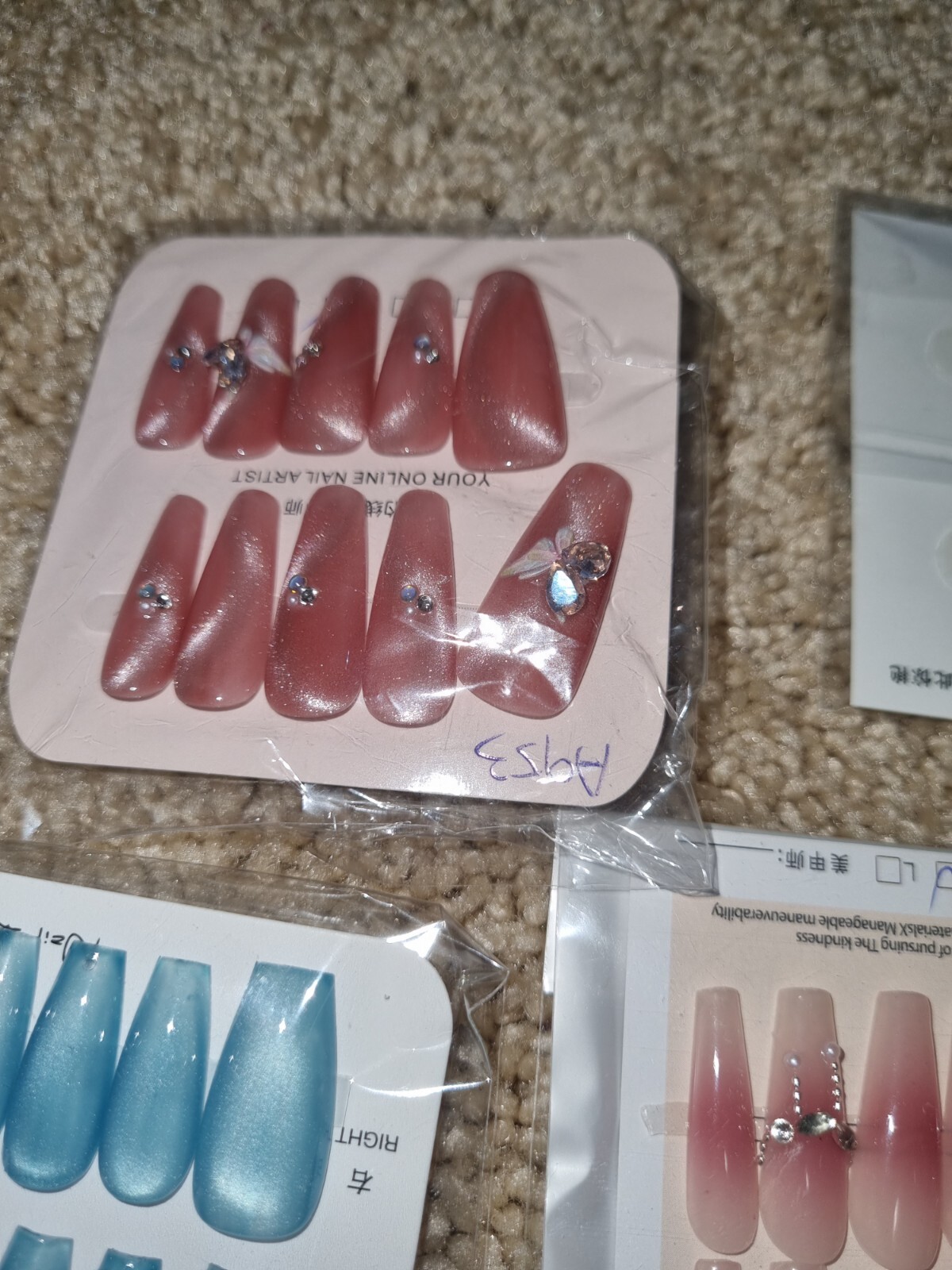 Bundle Of 22 Medium Size Press-on Nail Art Kit Hello Kitty Lotso Kuromi