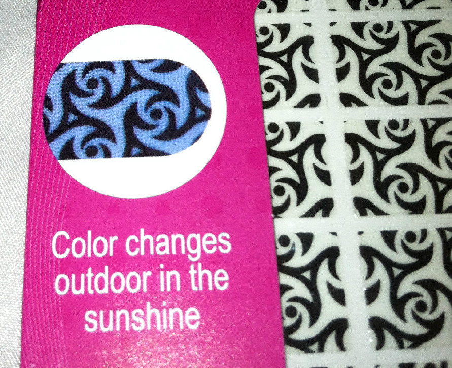 Color Changing Nail Strips / Autocollants 8 Colors/Styles Sealed New U-Choose