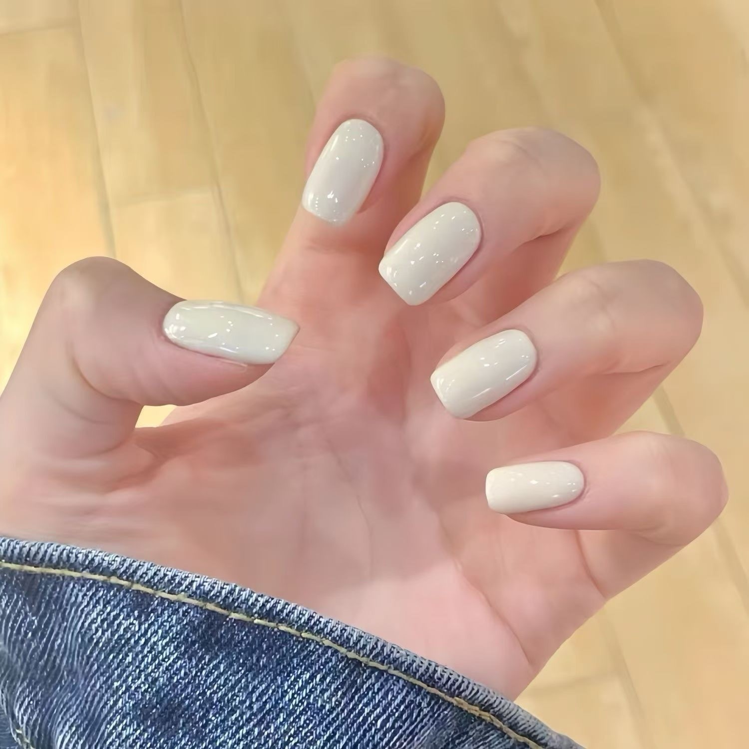 Sleek Nude Press – on Nails | Minimalist Manicure XS S M