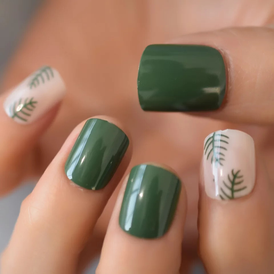 24 Short press on nails kit w glue green fern nude dark