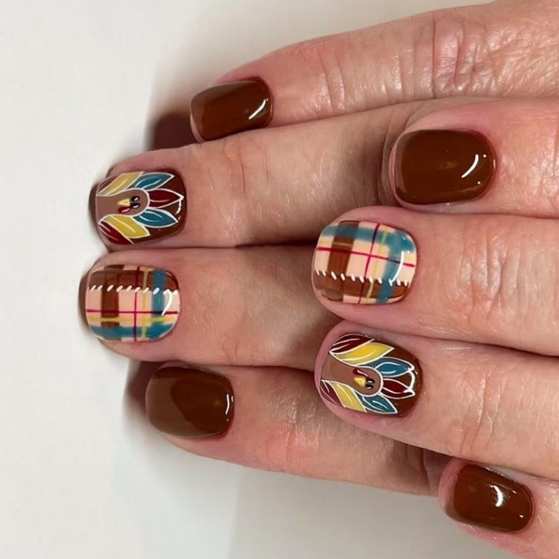 Festive Brown Checkered False Nail Cartoon Turkey Reusable Holiday Accessory