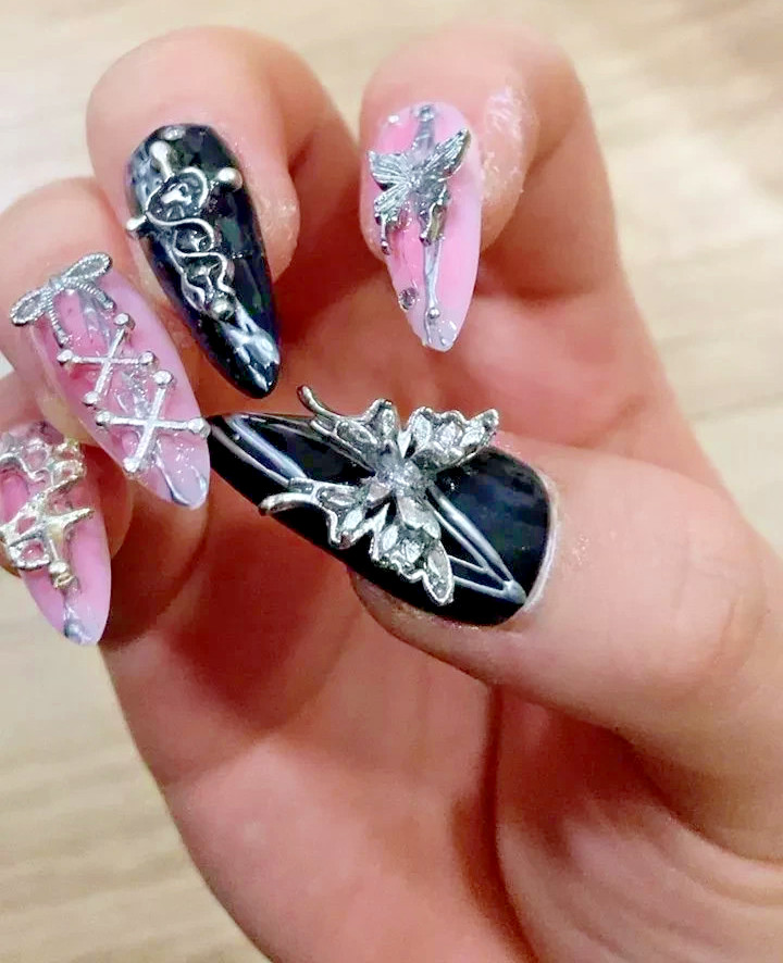 Ready-made artificial nails, gel nails, handmade, durable Pink and black 1 set