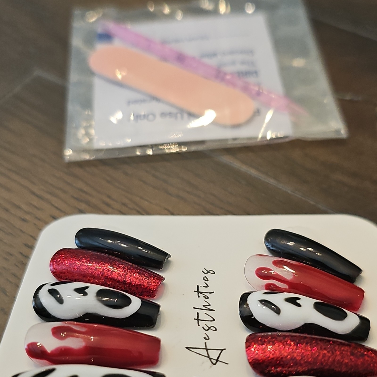 Nail Aesthetics Press-On Nails Long Coffin Red Glitter Ghost Halloween Medium