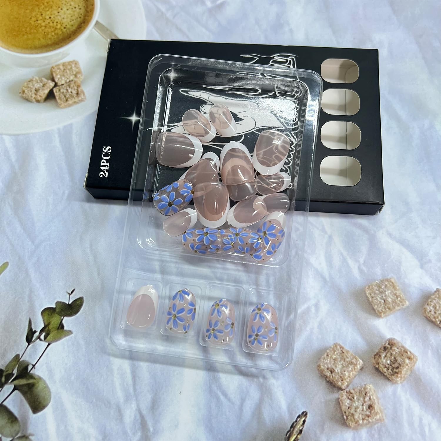 Fall Blue Flower Press on nails Short Almond Fake Nails for