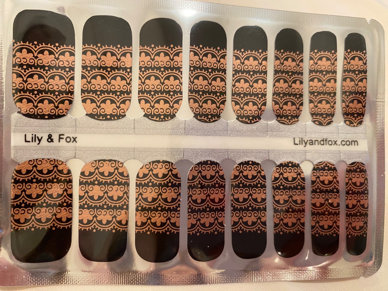 Lily and Fox Manicure Nail Wraps