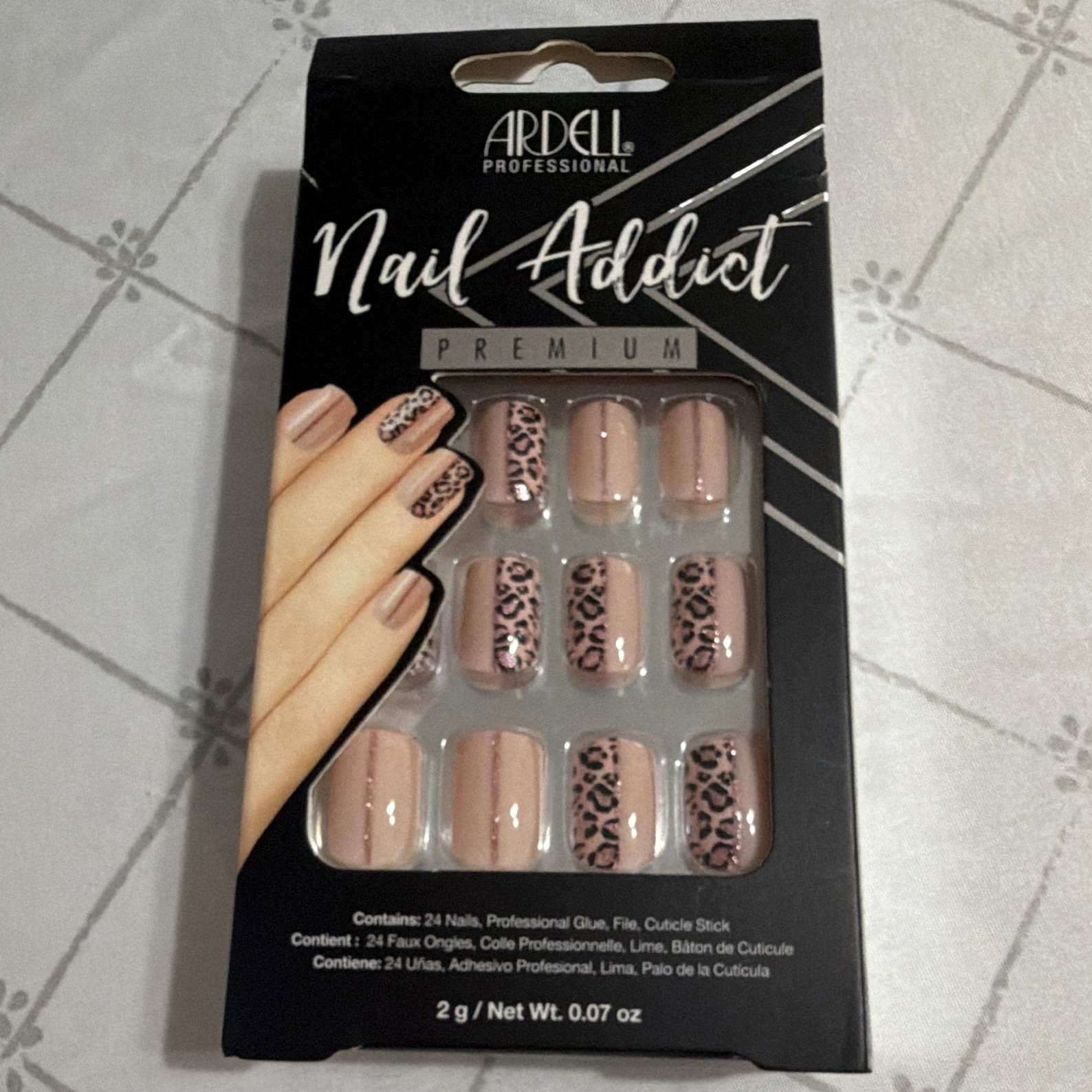 Ardell Press-On Nails Cheetah Accent Pink/Black Shiny Square Medium Glue