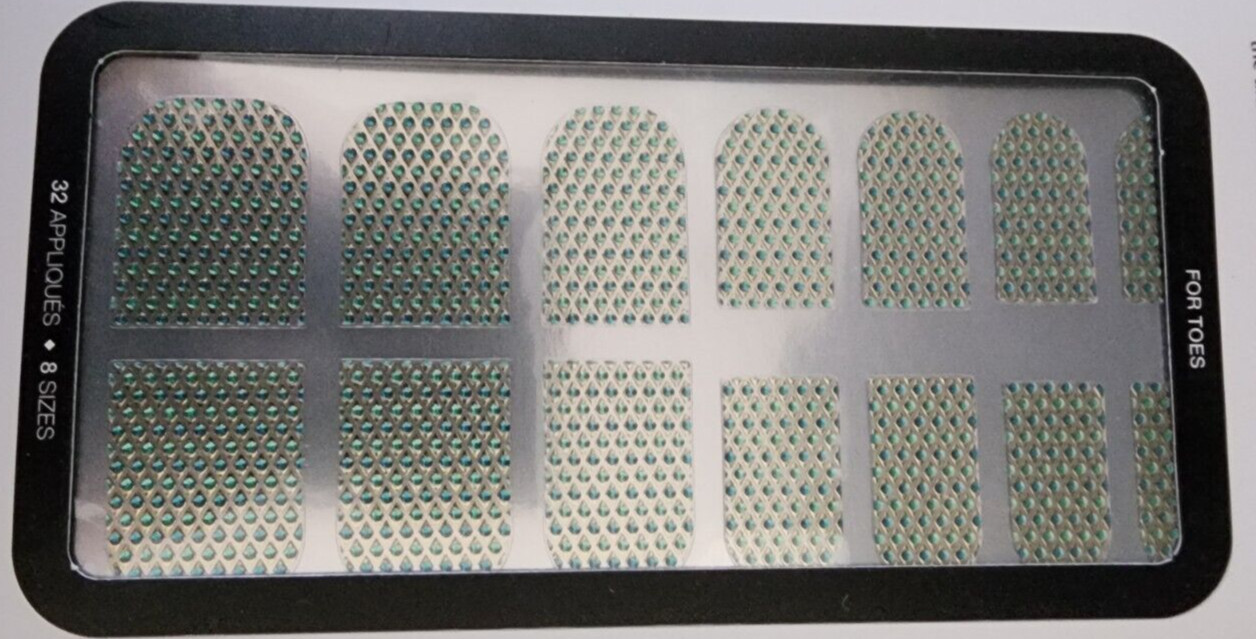 Dashing Diva Design FX Nail Appliques 4 pack Nail Wraps Nail Art NEW