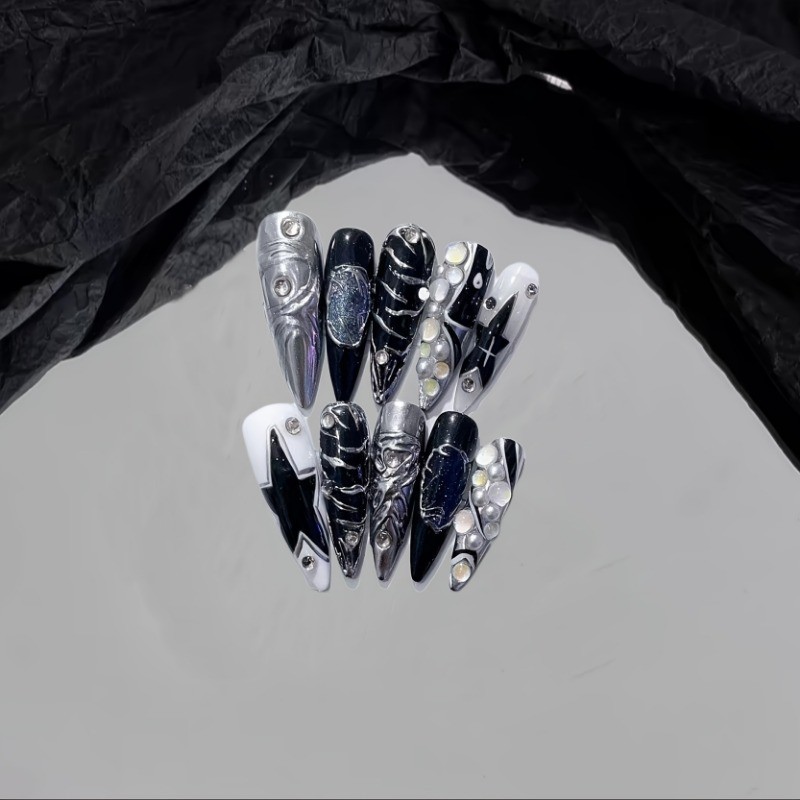 Black and silver color matching star long pointed pure hand-worn armor