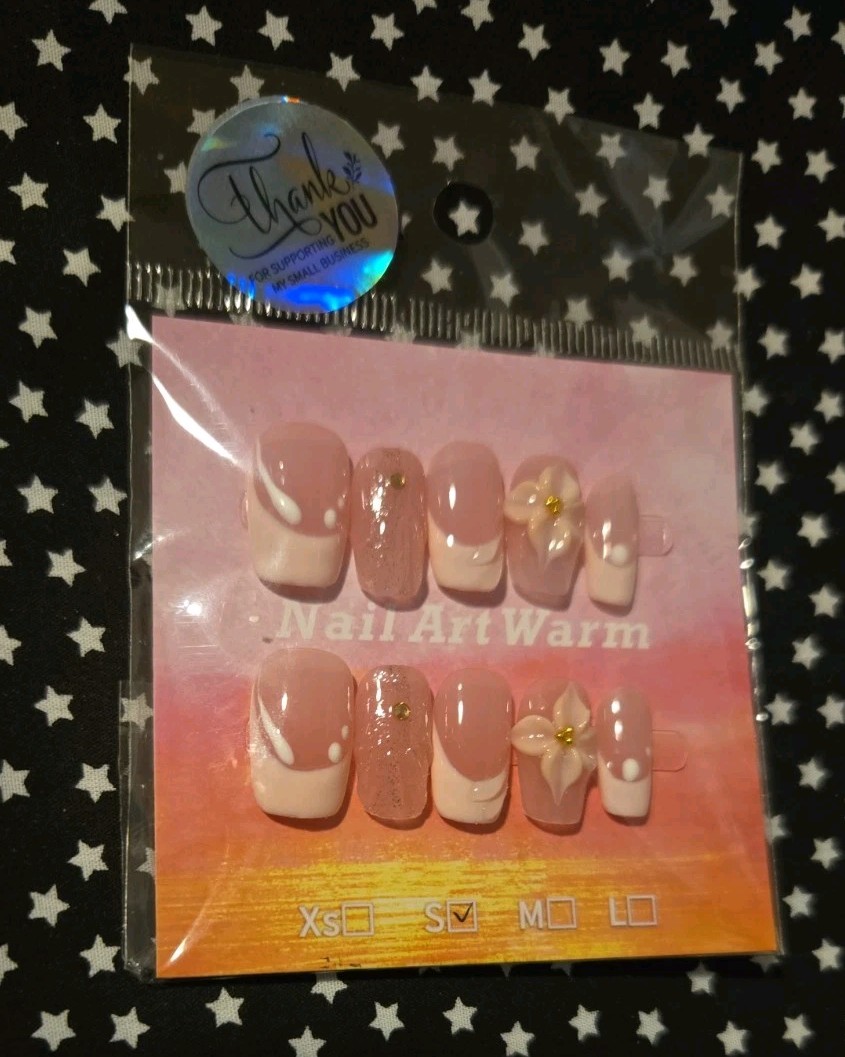 French Design “Unbranded” Press On Nails Size S