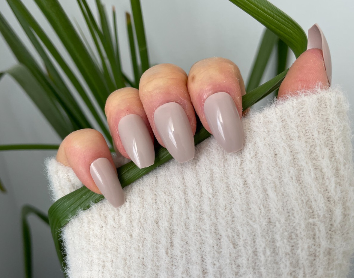 Nude Coffin Press On Nails – 24pcs – 100 Sets – Inventory Clear Out
