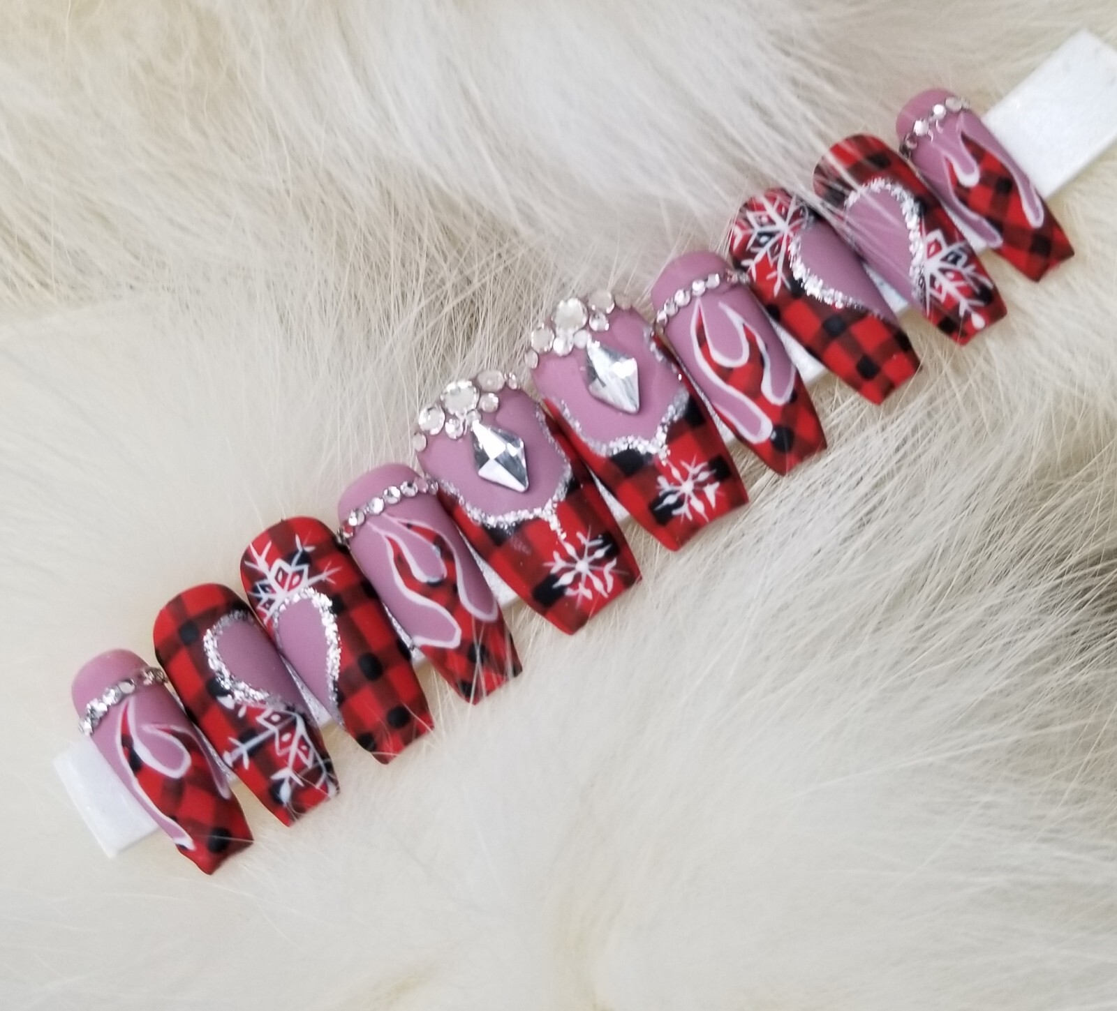 Press on Nails/ Red plaid flames/Heart design