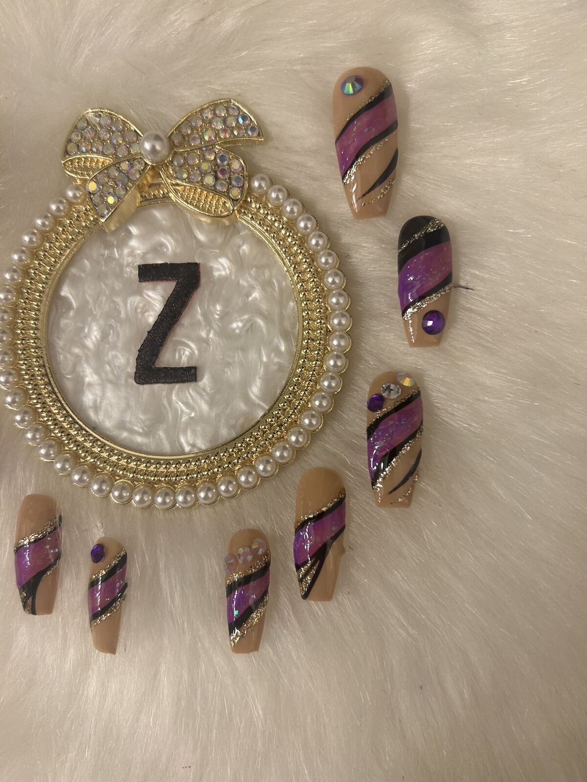 Z NAILZ! Gorgeous Set Of M Long Coffin Nude Press On Nails With Swirls And Bling