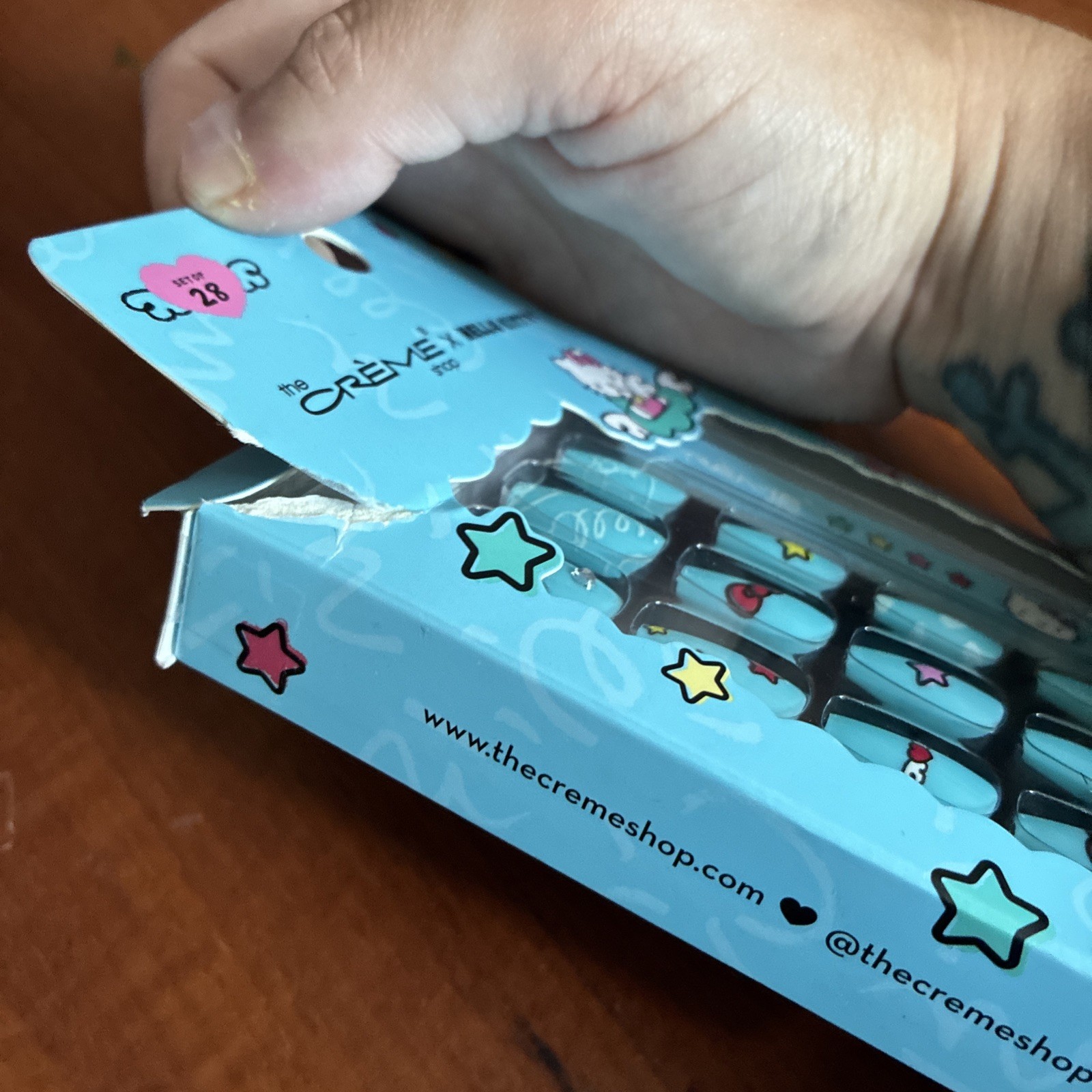 The Crème Shop Press-On Nails Kit Hello Kitty Set Of 28 New
