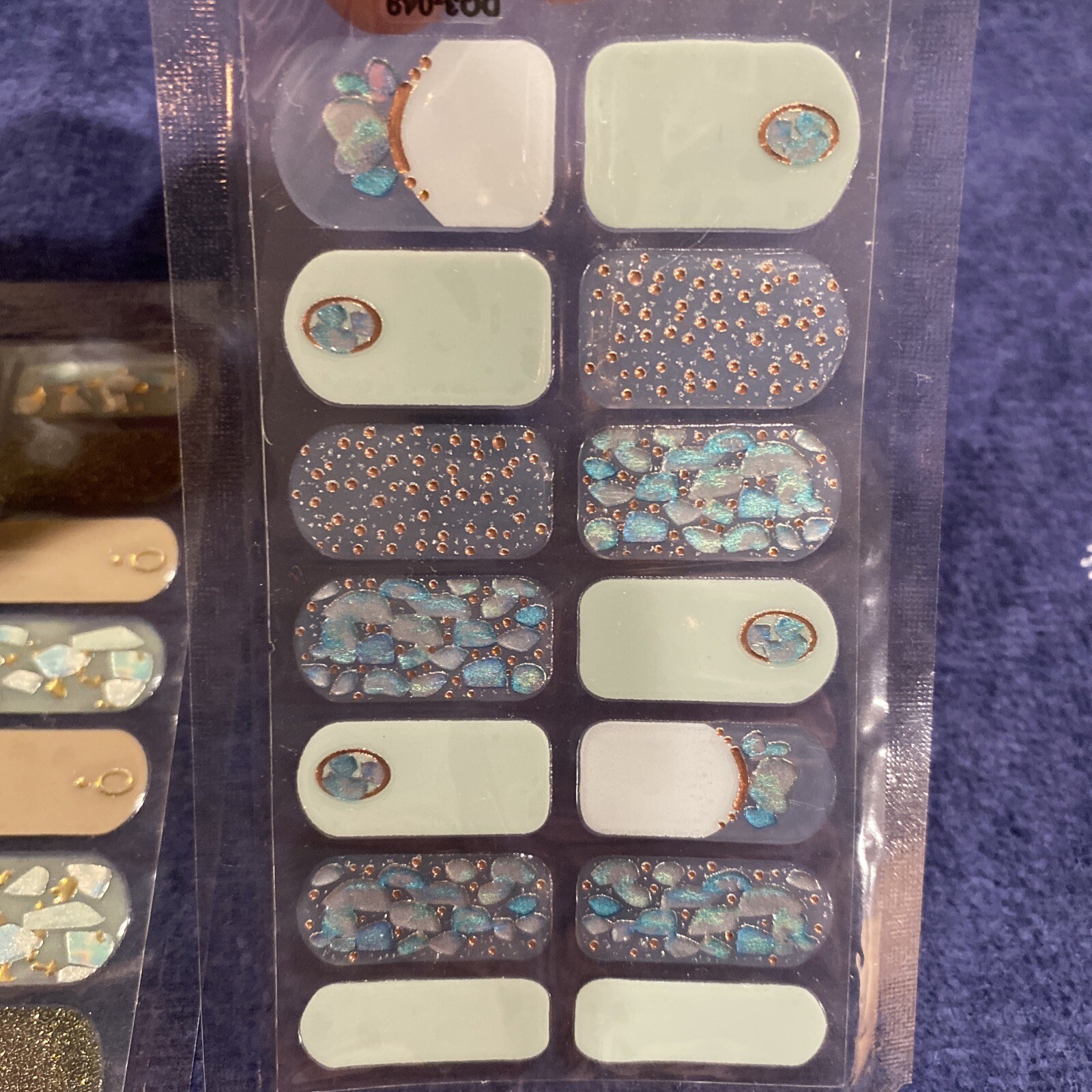 Nail patch Press On Nail Polish Strips 3-D Nail Art With Bling (READ AD)